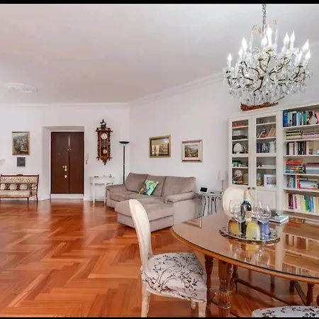 Vatican Luxury With View Apartment